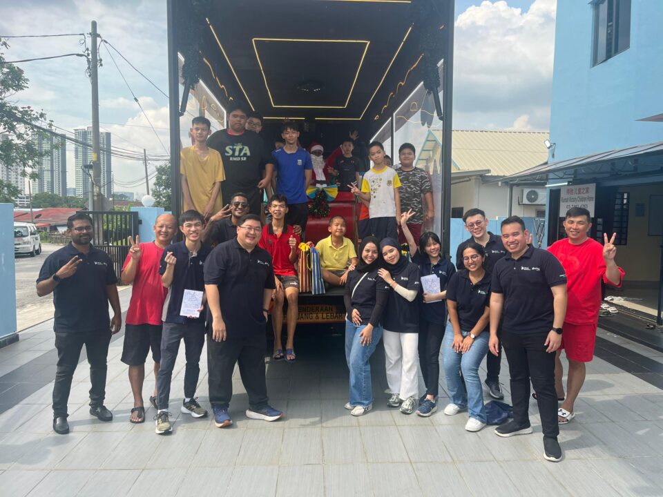 Liberty General Insurance celebrated the festive season by giving back to the community. In partnership with Kurnia, Liberty visited Rumah Victory, a non-profit organisation that provides shelter and care to vulnerable groups