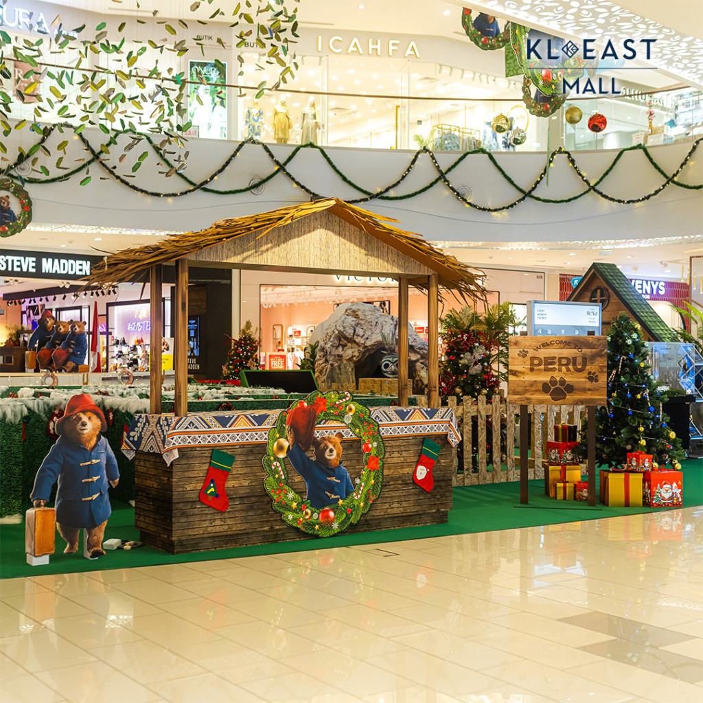 This festive season, KL East Mall has been transformed into a scene straight out of Paddington’s cinematic adventures.

