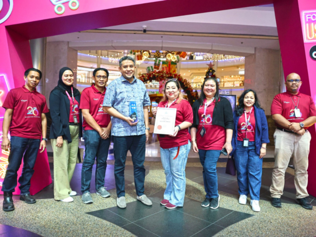 the curve shopping mall receives Petaling Jaya Child Friendly City Excellence Award Winner 2024 - Commercial Category