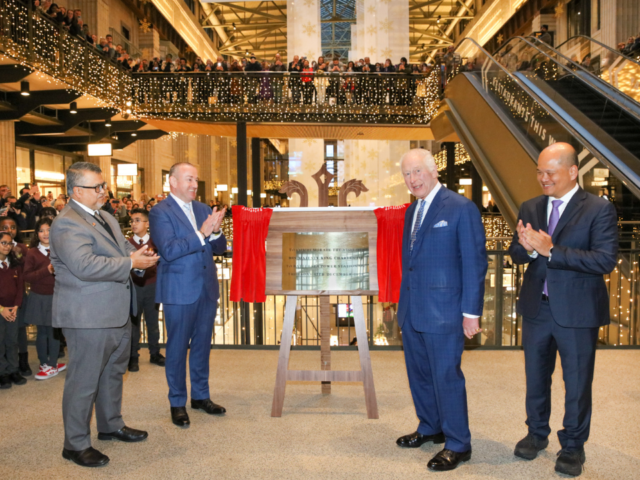 King Charles III unveiled a plaque to commemorate his visit to Battersea Power Station. (Left to right) Malaysian High Commissioner, Sana Jafri, CEO of Battersea Power Station Development Company, Donagh O’Sullivan, King Charles III, Chairman of Battersea Project Holding Company, Tan Sri Shahril Ridza Ridzuan. (Credit: Brendan Bell)