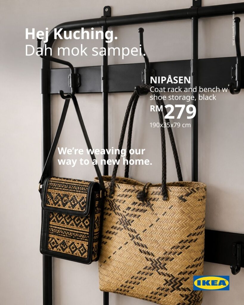 IKEA Kuching NIPÅSEN coat rack and bench in black with two woven bags hanging on its hooks, priced at RM279