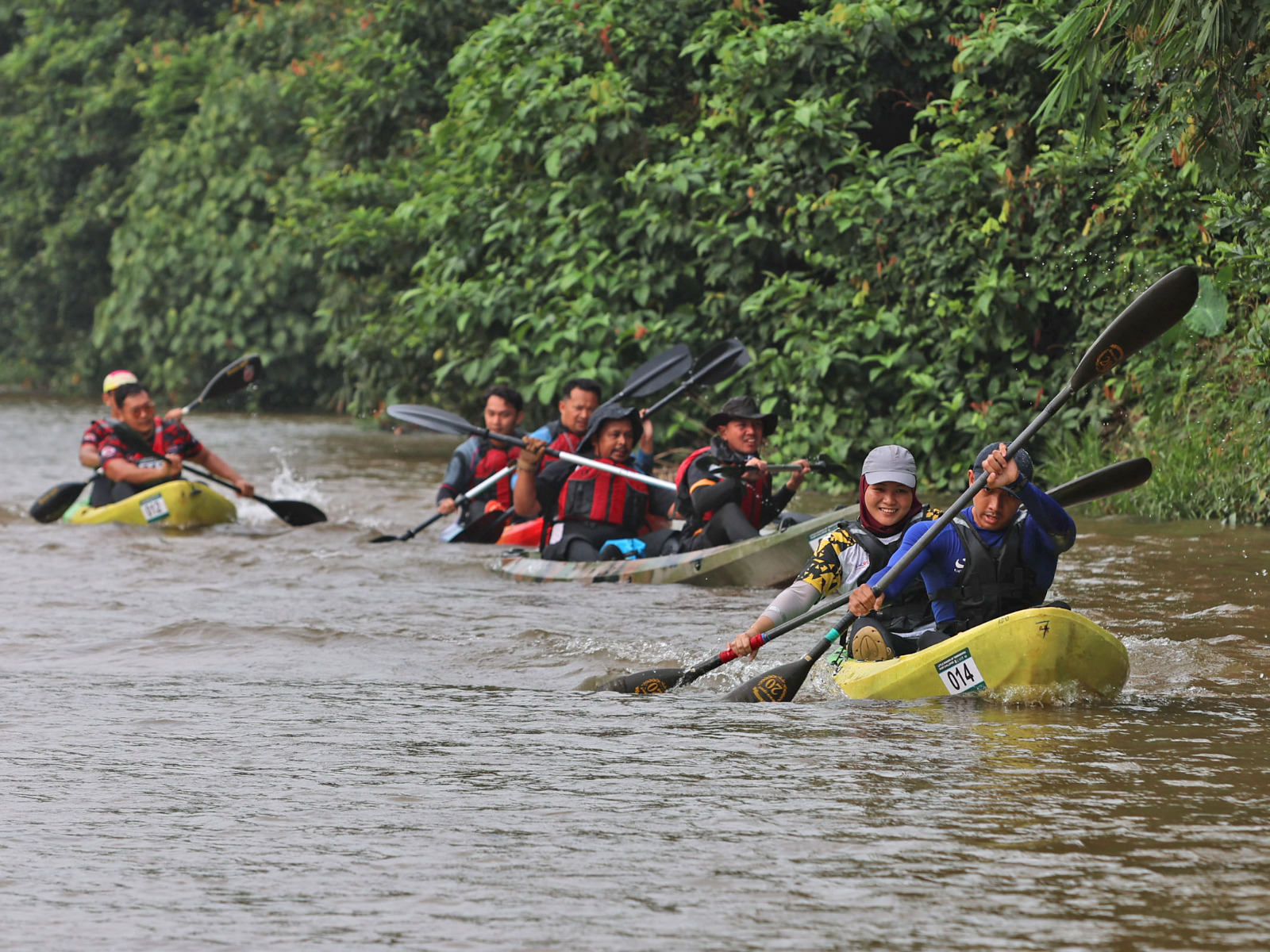 Participants paddling along Sungai Berang during the Little Amazon of Terengganu River Challenge