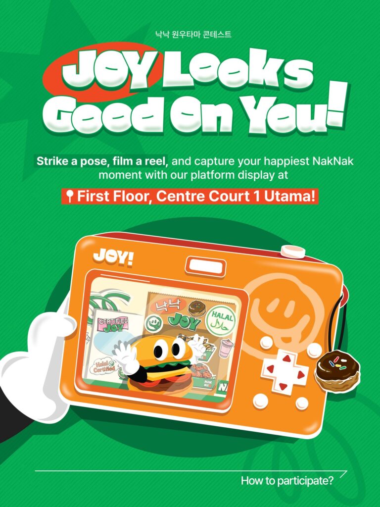 NakNak 1 Utama Joy Looks Good On You display at Centre Court