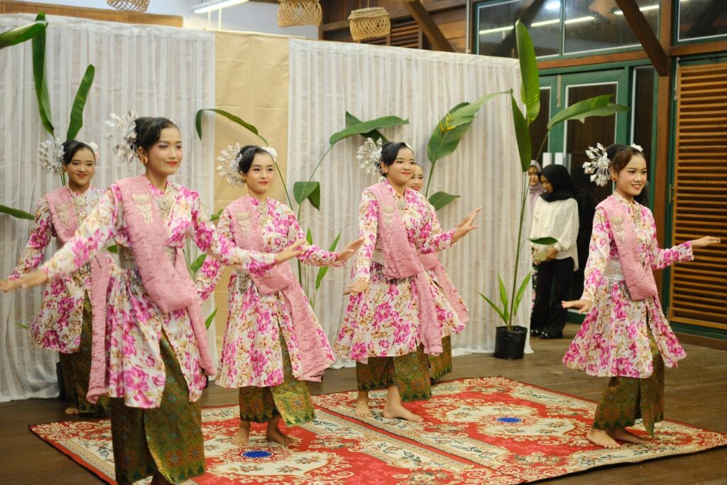 Traditional Malay dancers performing in Siak, Riau